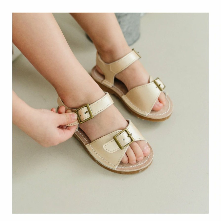 Girls * | Top 10 Lamour Olivia Leather Buckle Sandal